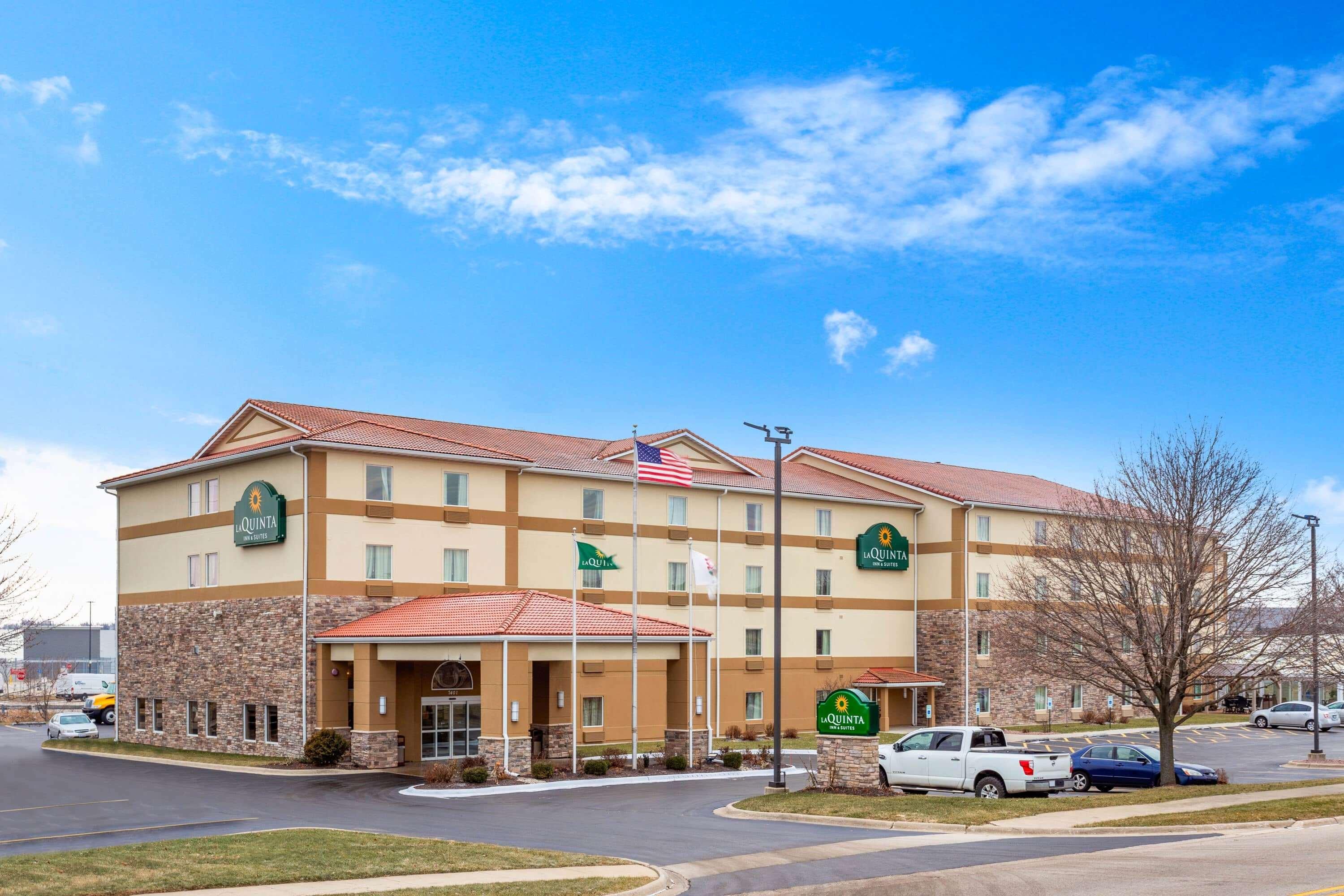 La Quinta By Wyndham Rockford Hotell Exteriör bild