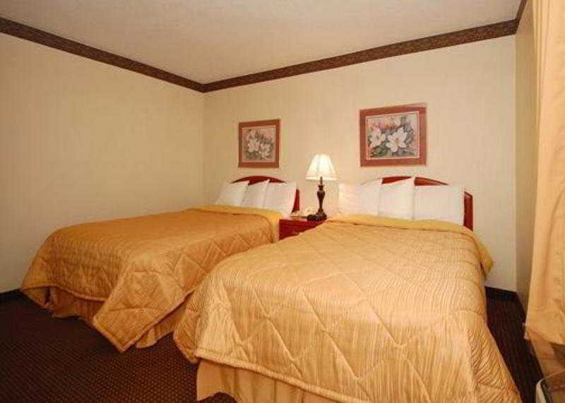 La Quinta By Wyndham Rockford Hotell Exteriör bild
